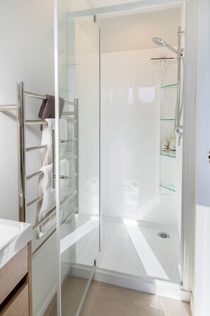 Hair dryer - City Family Stay | Baby Ready + Carpark (Christchurch)