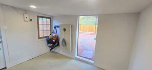 Interior - Modern Studio in Manitou Springs, Walk Downtown (Manitou Springs)