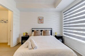 Room - Downsview Park Luxury Suites (Toronto)