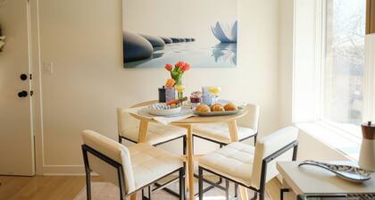Beautiful 2-bedroom apartment Highland Park - Luxury Finishes