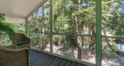 Riverfront Gem | Hot Tub + Kayaks +Water Views