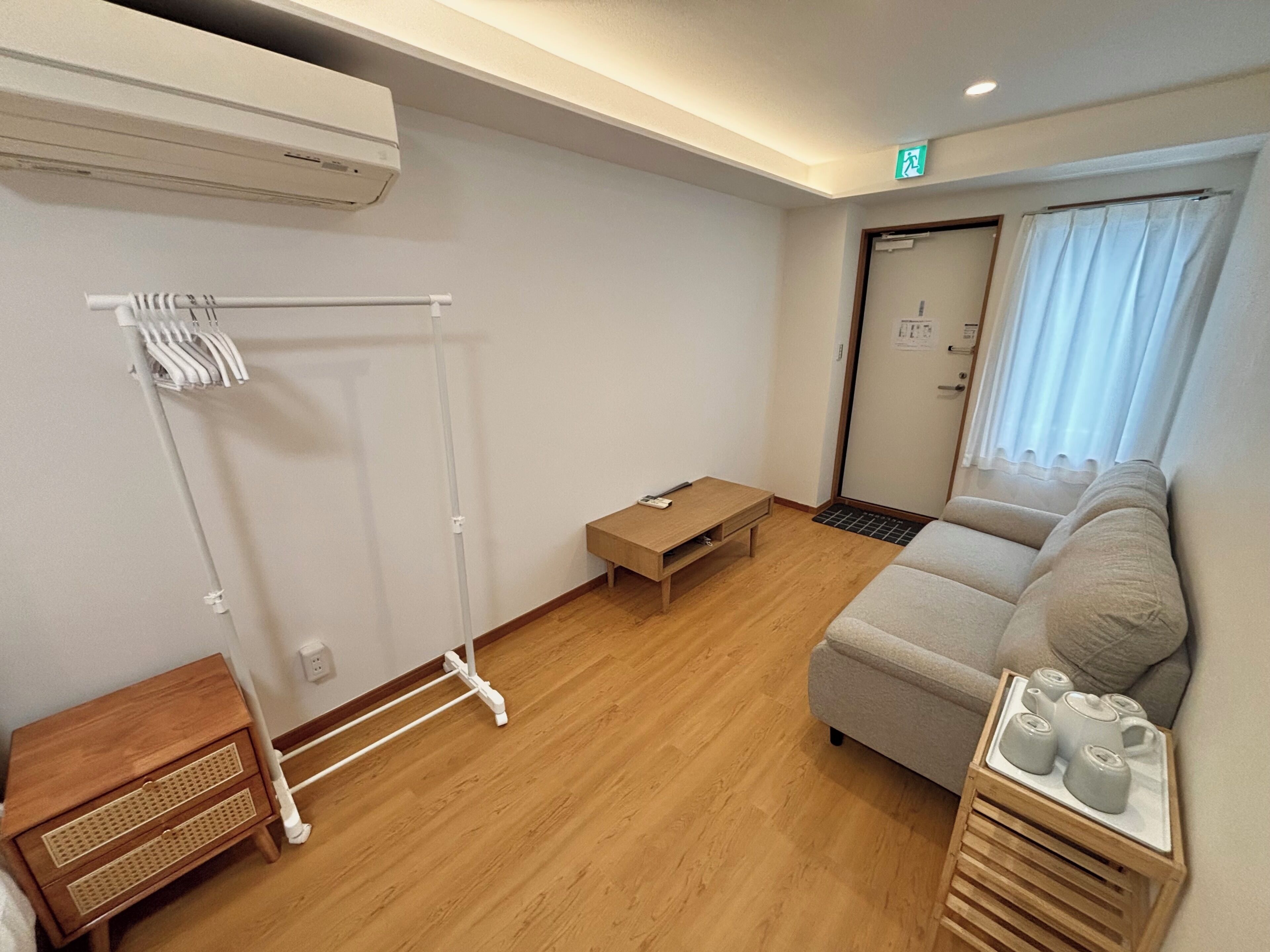 高级双床房 | 起居区