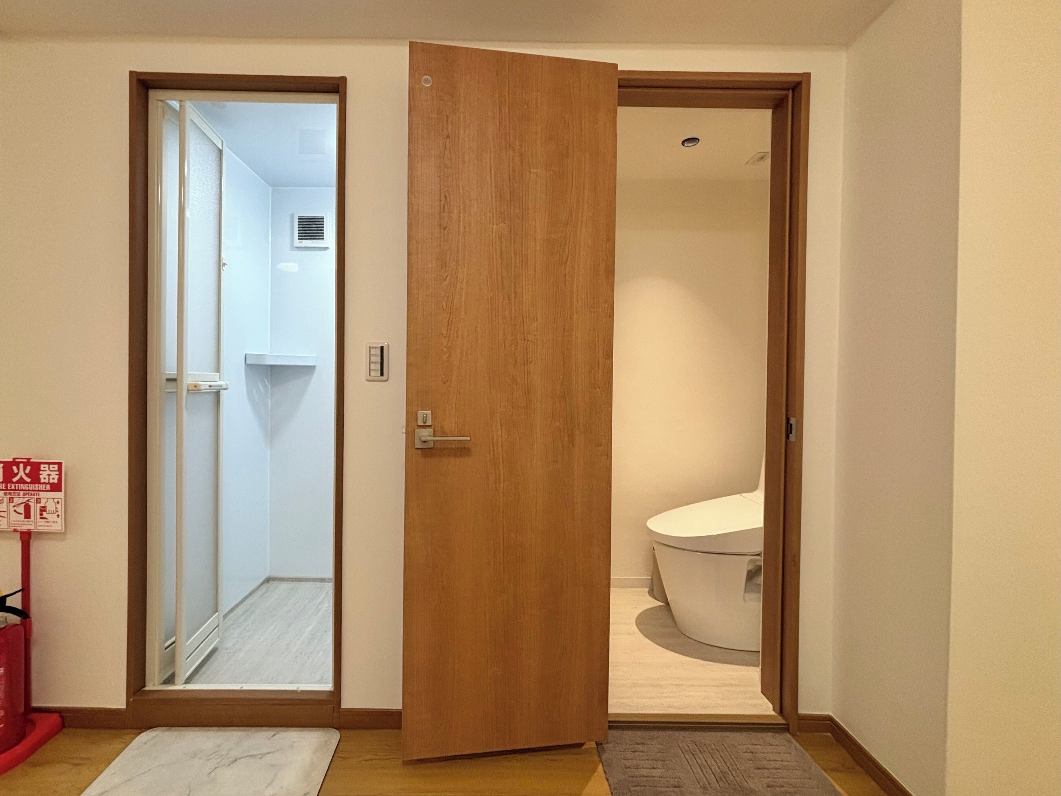 Superior Twin Room | Bathroom