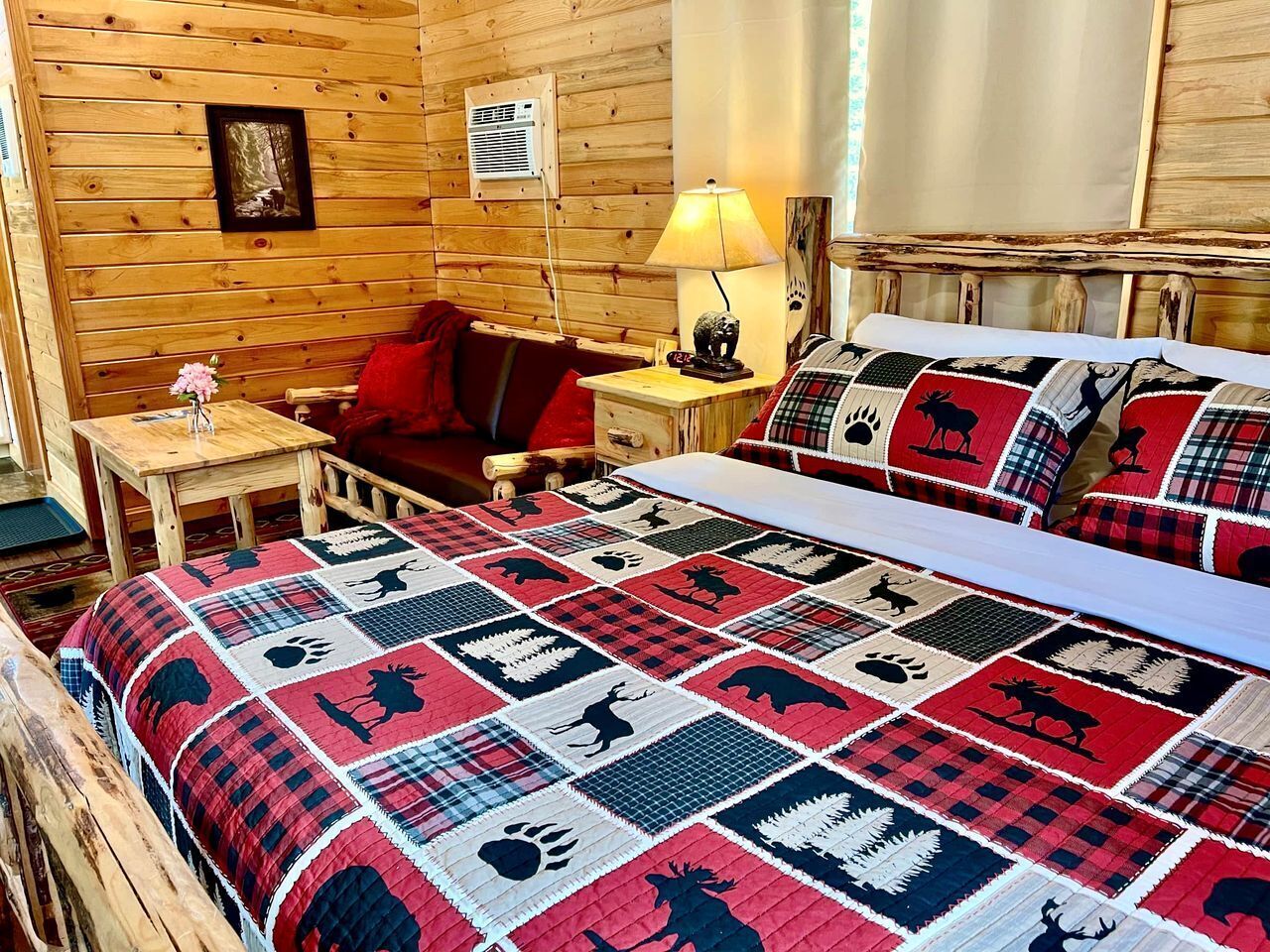 1 bedroom, bed sheets