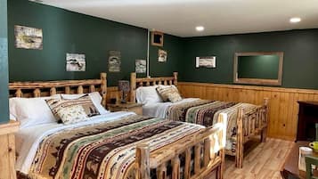 1 bedroom, bed sheets