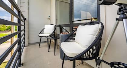 Modern Townhome | Fire Pit, Telescope, By Magnolia