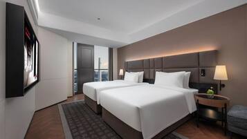 Superior-Zweibettzimmer, Zimmerreinigung | Daunenbettdecken, Select-Comfort-Betten, kostenlose Minibar