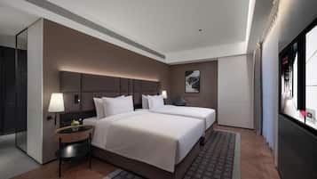 Luxury Double Room Single Use, City View | Desk, laptop workspace, soundproofing, free WiFi