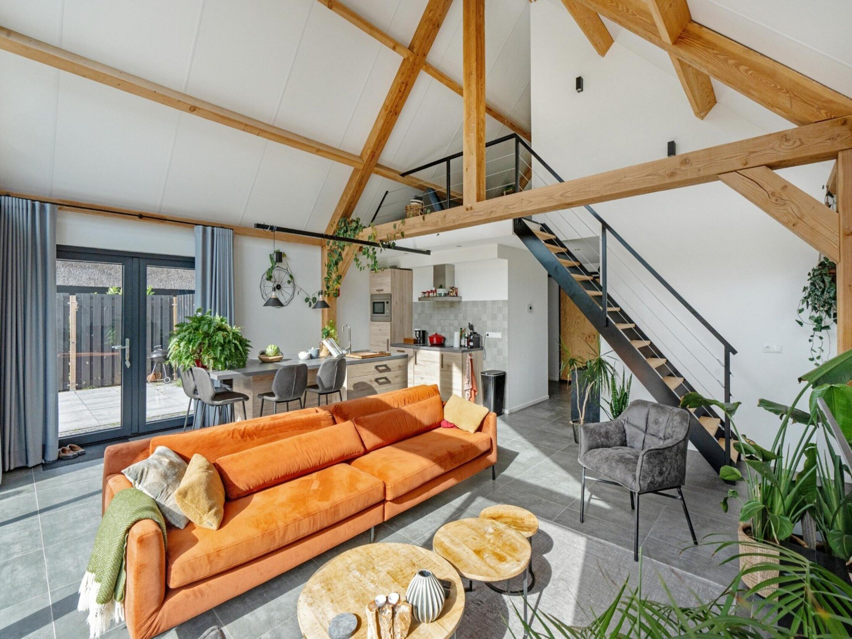 Classic Bungalow, 3 Bedrooms | Living room