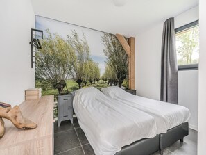 Bangalô conforto, 3 quartos | 14 quartos, individualmente mobiliados, roupa de cama