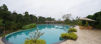 เอโวรา รีสอร์ต แอนด์ สปา  