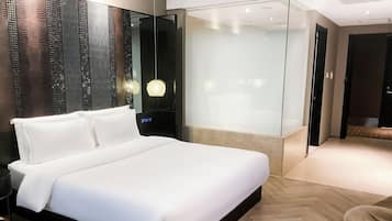 Superior Double Room | Down comforters, free minibar, in-room safe, desk