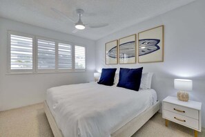 2 bedrooms, WiFi, bed sheets - 7 Coral Seas 35-37 Sixth Avenue (Maroochydore)