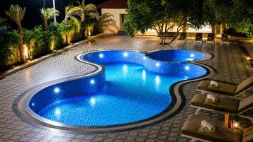 Seasonal outdoor pool