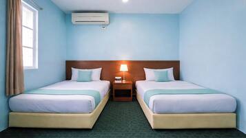 Kamar Eksekutif | Meja kerja, setrika/meja setrika, Wi-Fi gratis, dan seprai linen