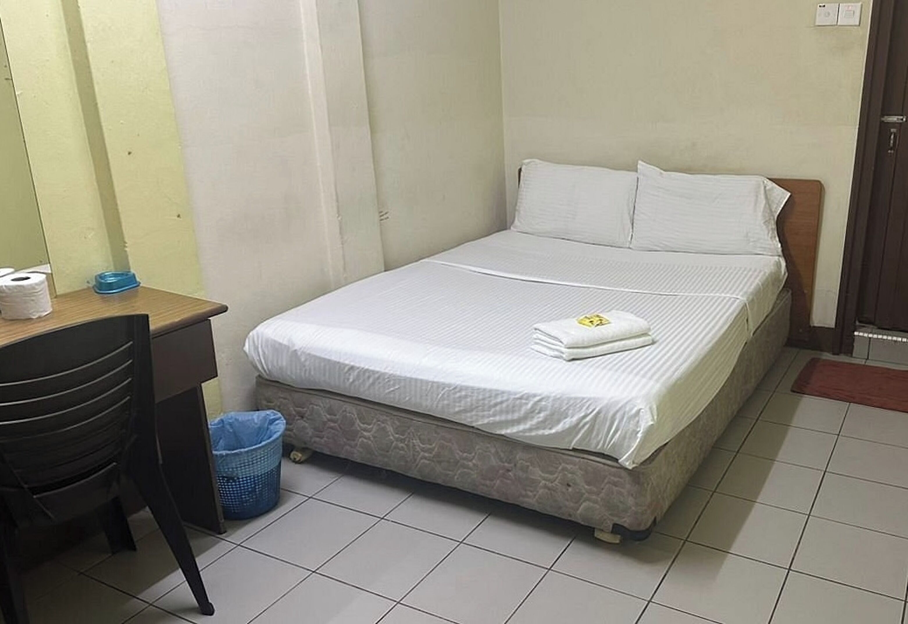 Standard Room, No Windows
