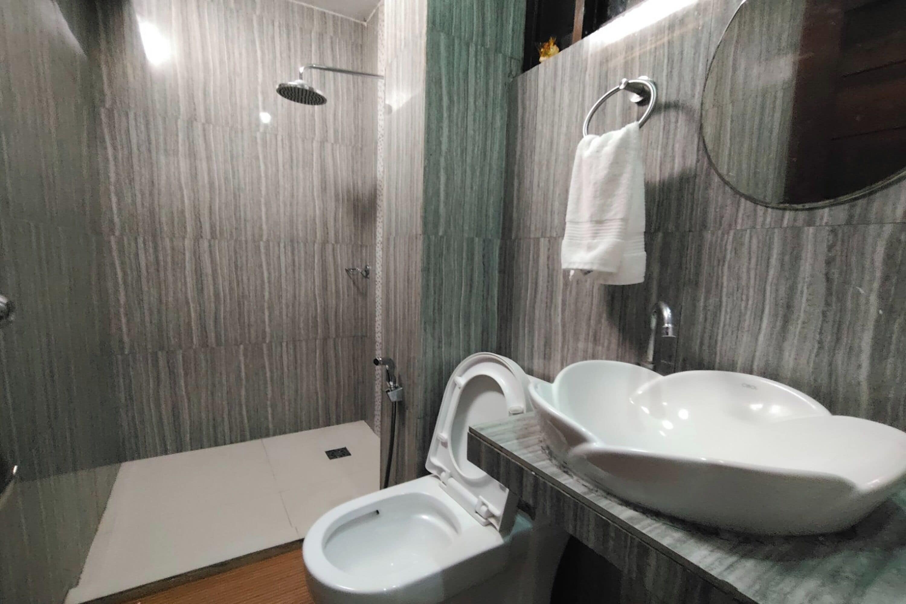Chambre Double | Salle de bain