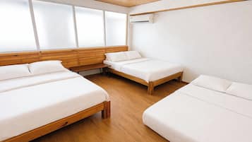 Desk, free WiFi, bed sheets