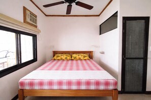Phòng đôi Tiêu chuẩn | Bàn, phòng cách âm, bàn ủi/dụng cụ ủi quần áo 