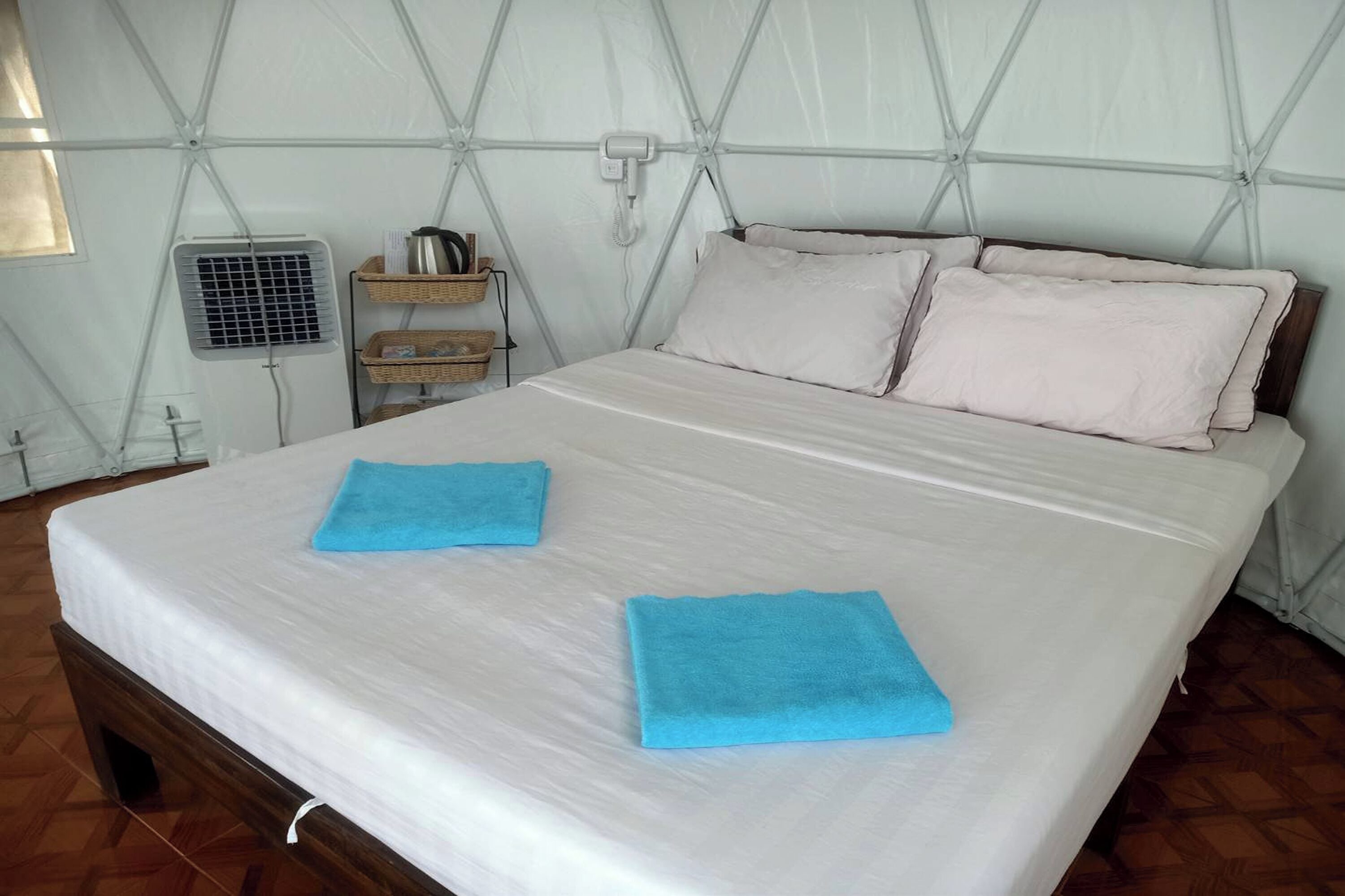 Economy Room | Meja, Wi-fi percuma, cadar katil 