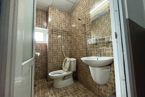 Buồng tắm vòi sen, vòi sen phun mưa, đồ dùng nhà tắm miễn phí 