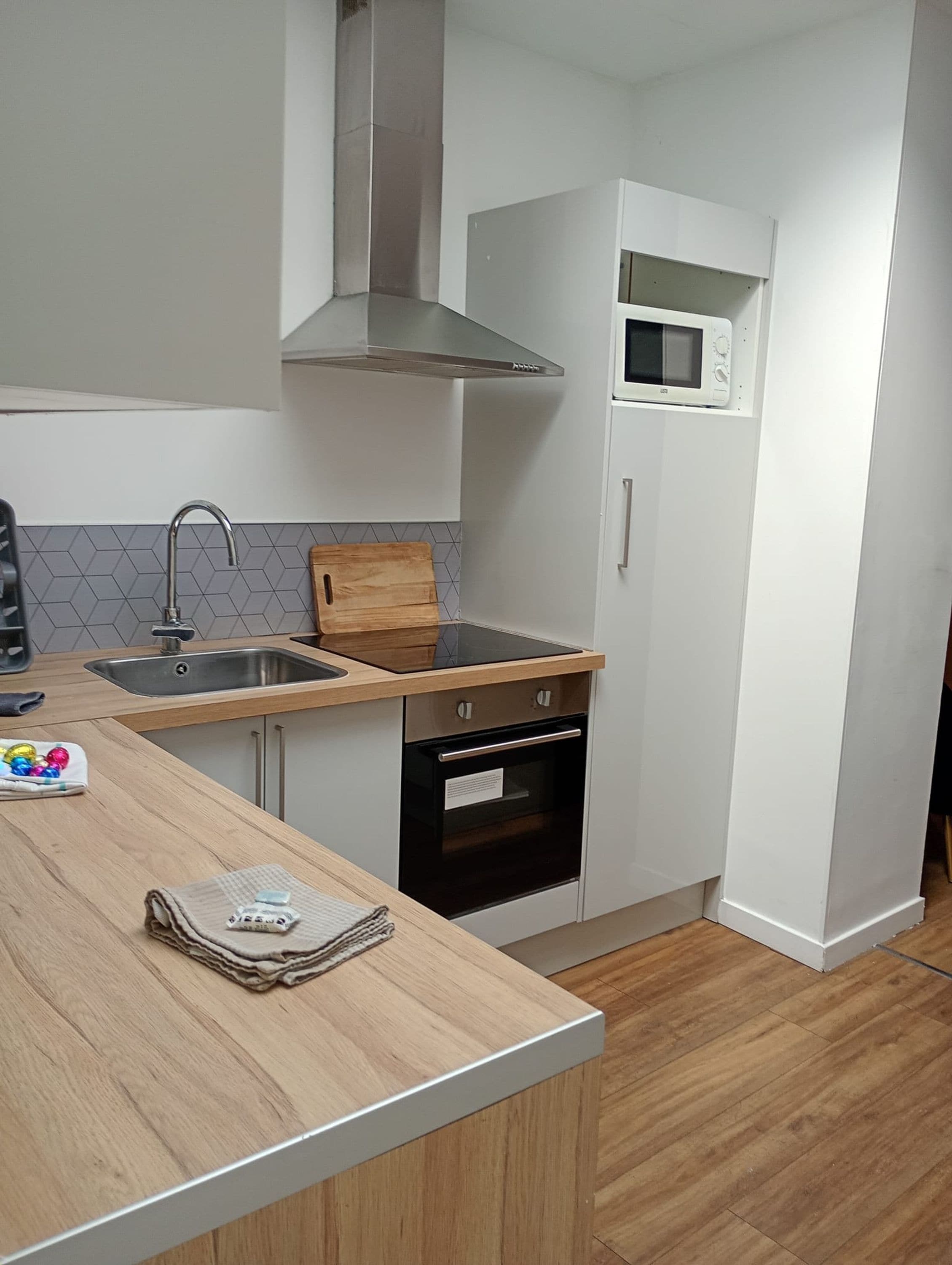 House | 5 bedrooms, Internet