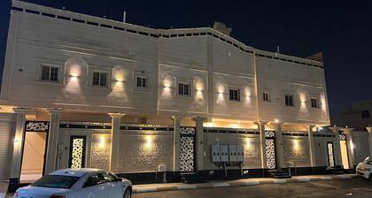 Al Salam Apts Bedroom Living j-16