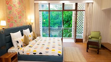 Suite | Iron/ironing board, free WiFi, bed sheets