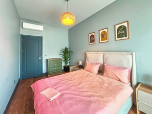 Internet, wheelchair access - Modern & Central Apartment in Taksim w Pool, Gym, Balcony (İstanbul)