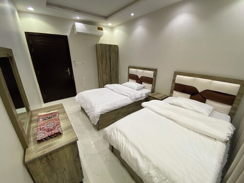 Al Salam Three Bedrooms Hall Kitchen j12