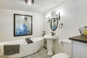 Hair dryer, towels