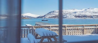 Seaside Cabins Near Tromsø | Northern Lights Views