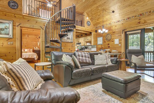 Hike, Bike, Tubing, Whitewater Rafting! Saluda Gem