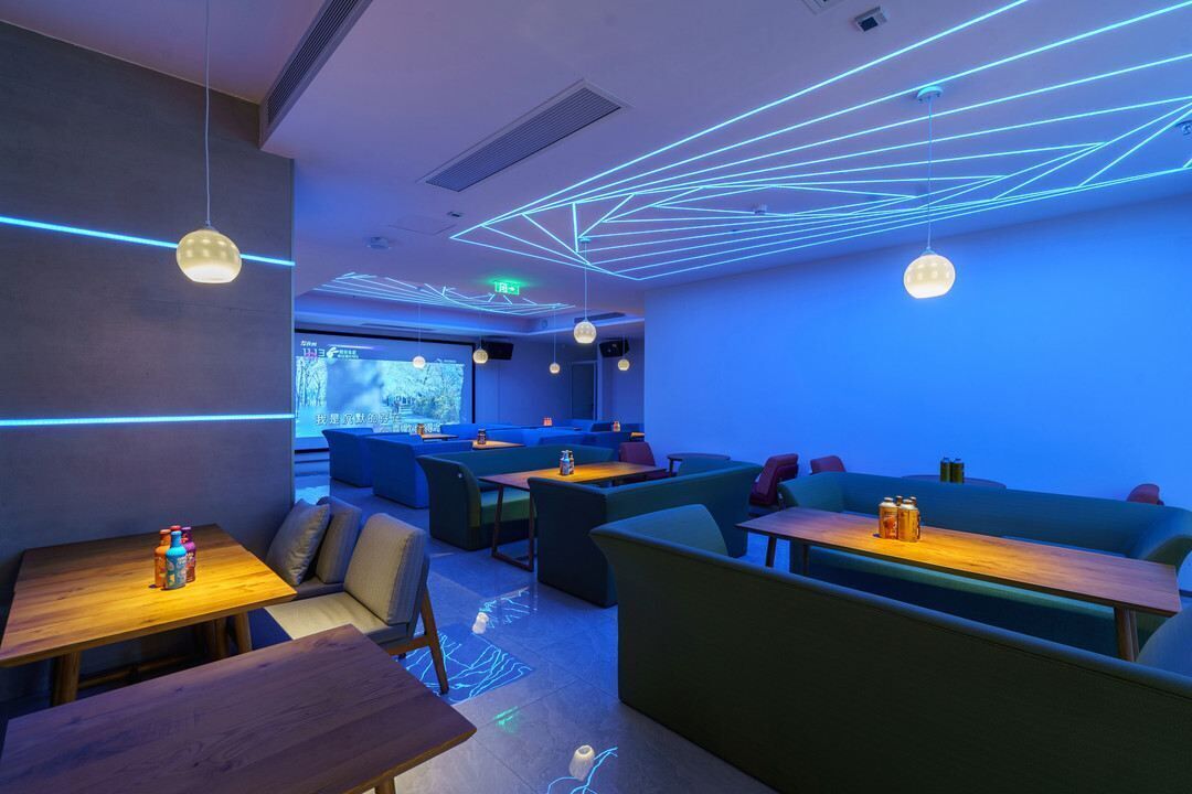 酒吧（店内）