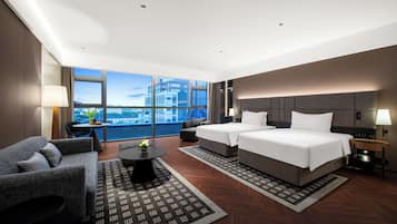 Inter city Executive Room - Twin Bed | Down duvets, free minibar, desk, laptop workspace