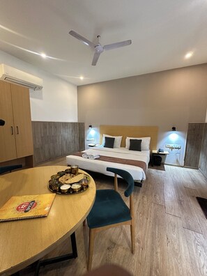 Superior Double Room, City View - HOTEL KG ESTATE (Jaipur)