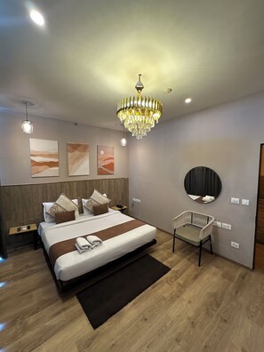 Deluxe Double Room - HOTEL KG ESTATE (Jaipur)