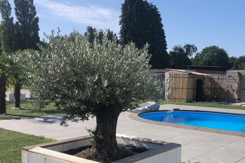 Villa Lumina Royale with swimming pool