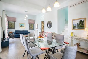 Dining - Afrodite Luxury Villa, Estrellas Luxury Villas (Kefalonia)