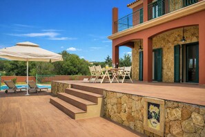 Outdoor dining - Pleiades Luxury Villa, Estrellas Luxury Villas (Kefalonia)