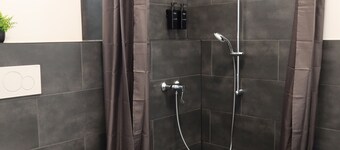 nurHotel