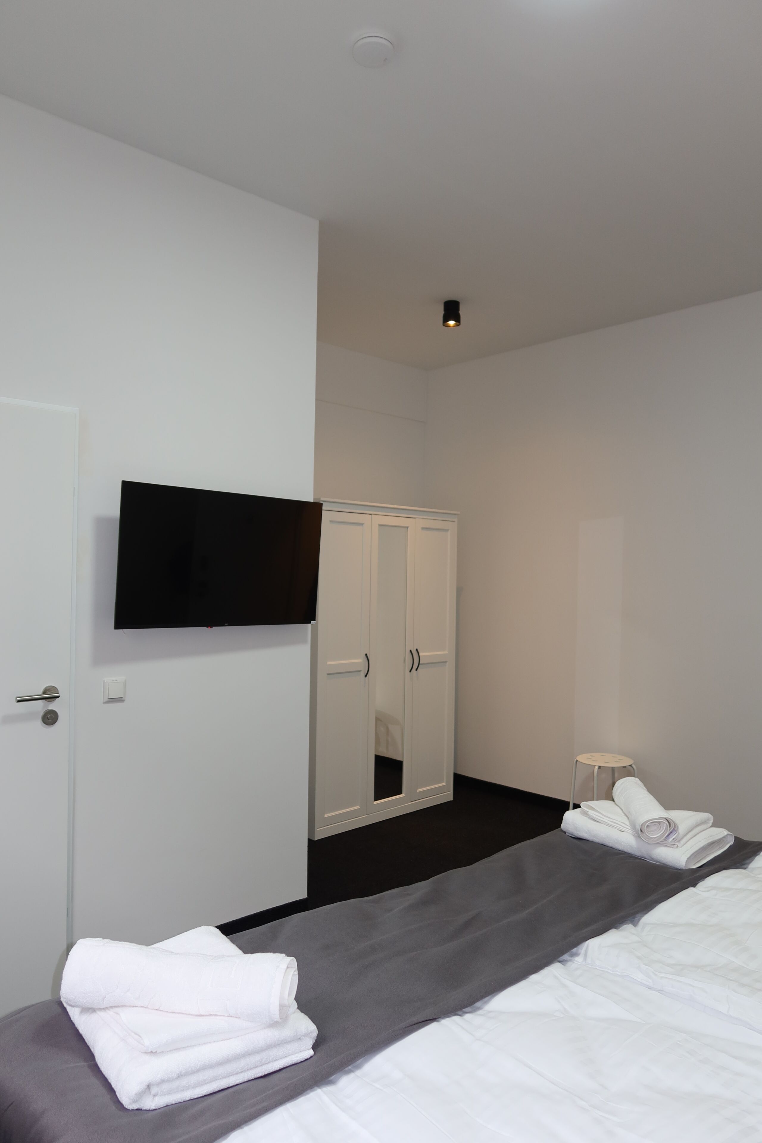 Double Room | Free WiFi, bed sheets