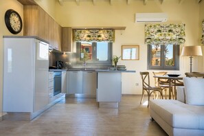 Fridge, microwave, oven, stovetop - Orion Luxury Villa, Estrellas Luxury Villas (Kefalonia)