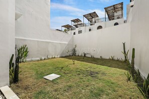 Garden - Calyra Villa by Kozystay - Ungasan (Ungasan)