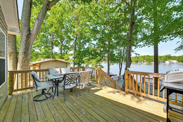 Lexington Vacation Rental | 3BR | 2BA | 1,500 Sq Ft | Stairs Required