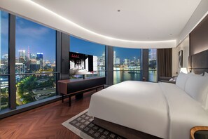 Suite studio exécutive | Articles de minibar gratuits, bureau