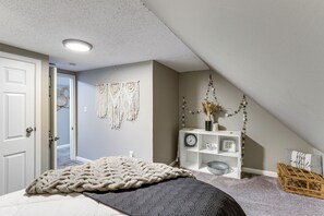 2 Schlafzimmer, Schreibtisch, Bügeleisen/Bügelbrett, Internetzugang