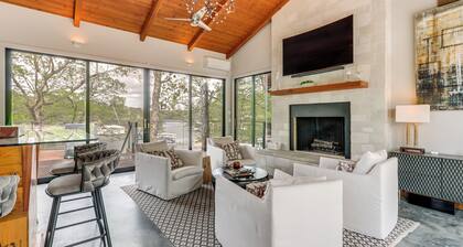 Grand Lake Group Getaway w/ Dock & Spacious Deck
