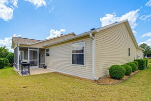 Exterior - 2 Mi to Lake Sumter Landing: Home in The Villages (The Villages)