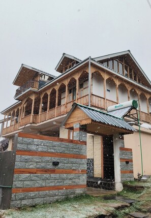 Exterior